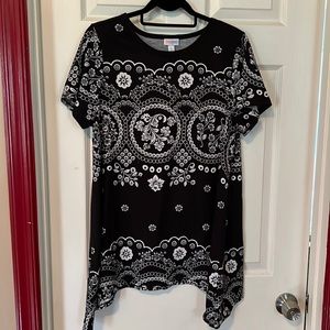 ⭐️BOGO⭐️ Lularoe L Melissa